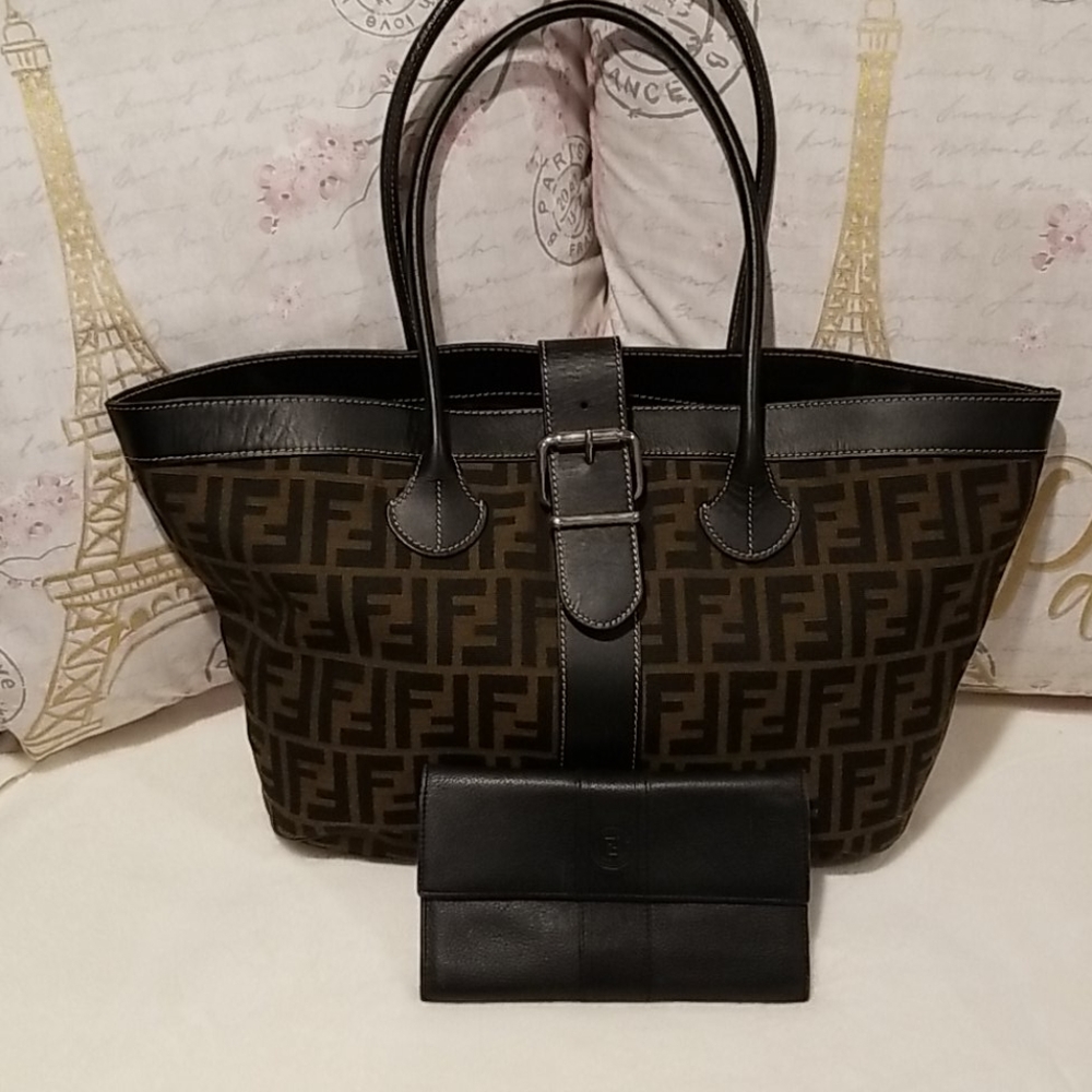 🌹Fendi Handbag / Fendi Wallet